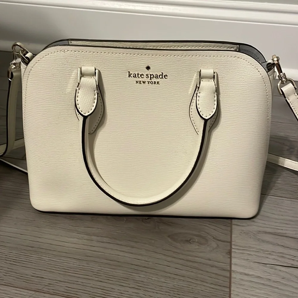 Kate spade purse - Picture 1 of 4